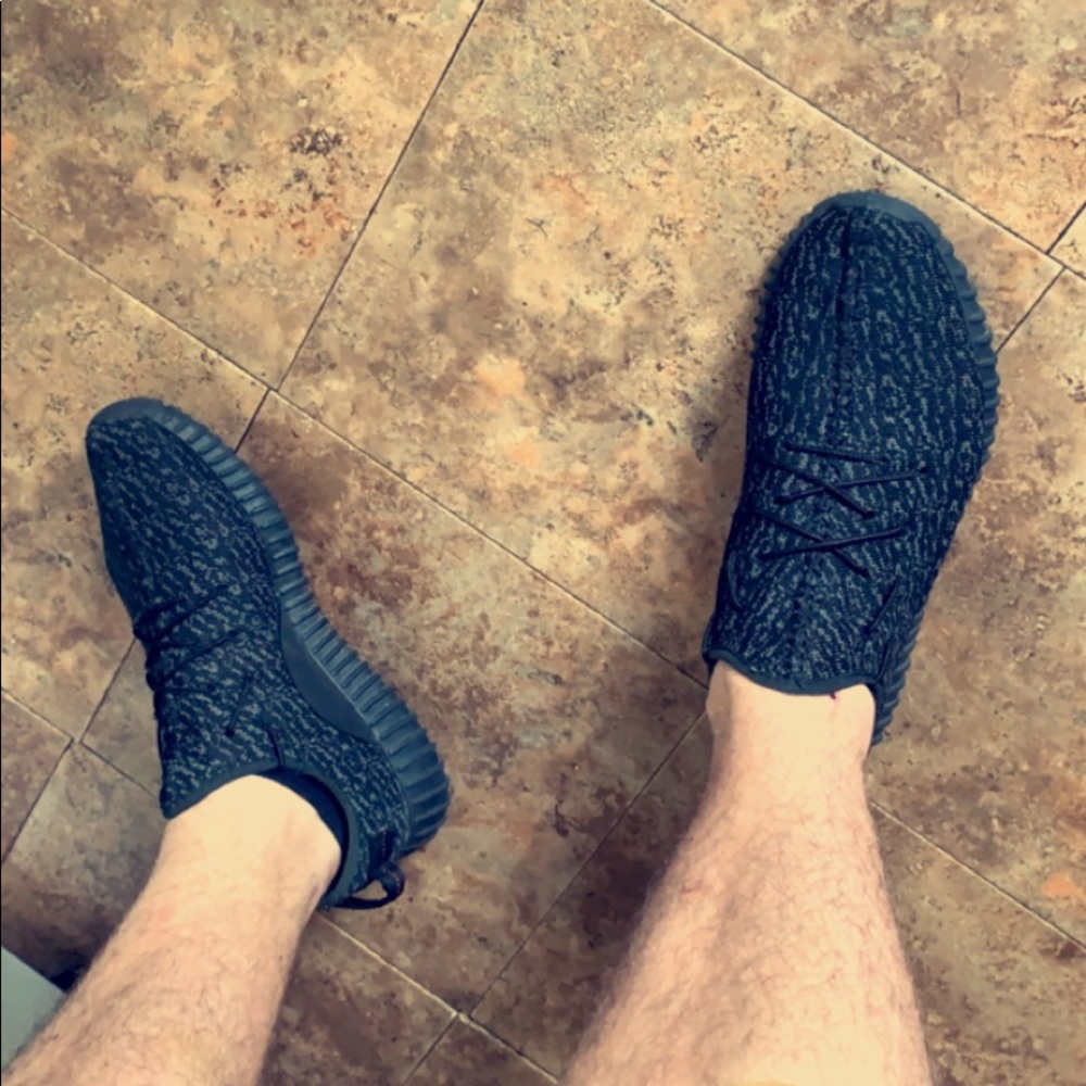 yeezy pirate blacks